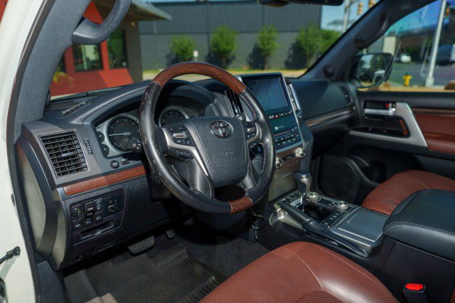 Used 2019 Toyota Land Cruiser AWD/4WD image 10