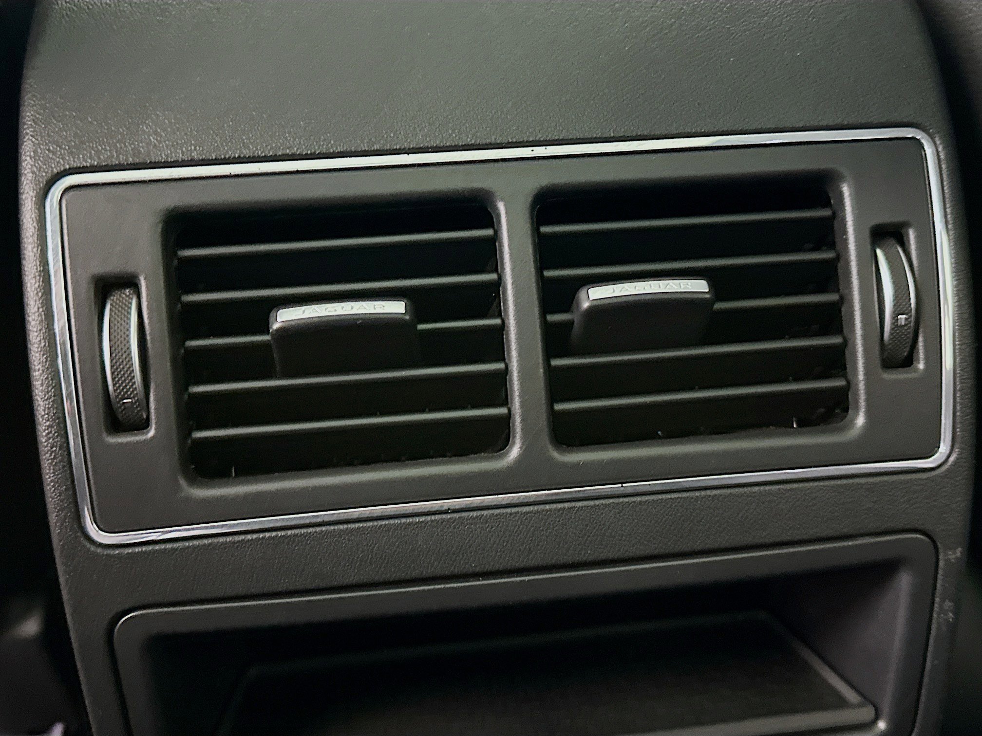 Used 2023 Jaguar F-PACE S image 28