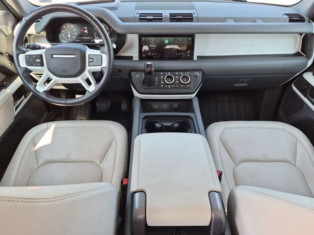 Used 2023 Land Rover Defender 110 S AWD/4WD image 13