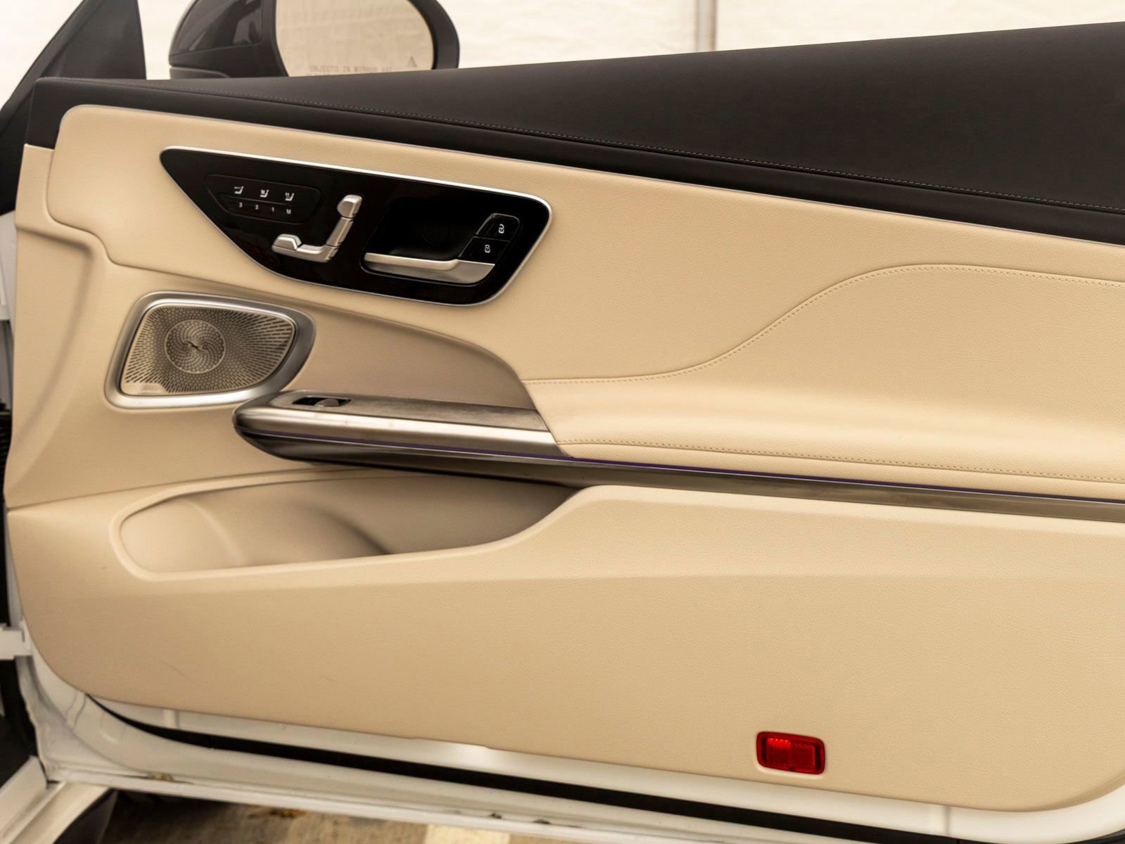 Used 2026 Mercedes-Benz CLE 53 AMG 4MATIC Cabriolet image 19