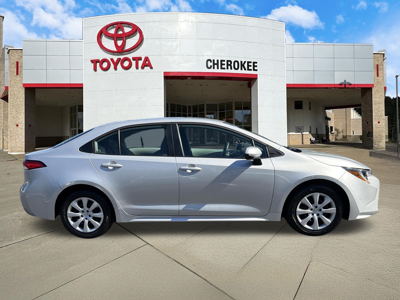 Used 2024 Toyota Corolla LE FWD image 6