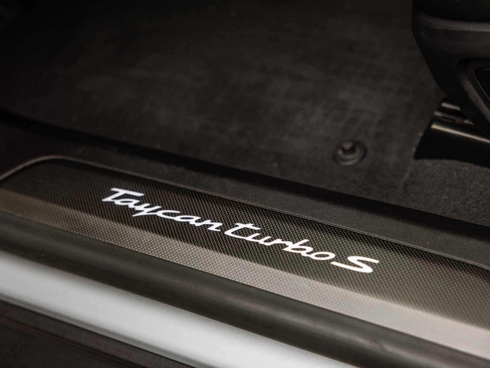 Certified 2024 Porsche Taycan Turbo S image 23