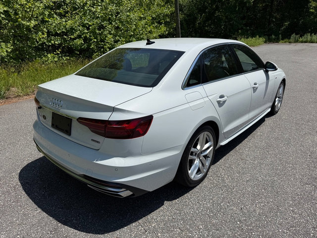Used 2022 Audi A4 2.0T Premium Plus AWD/4WD image 6