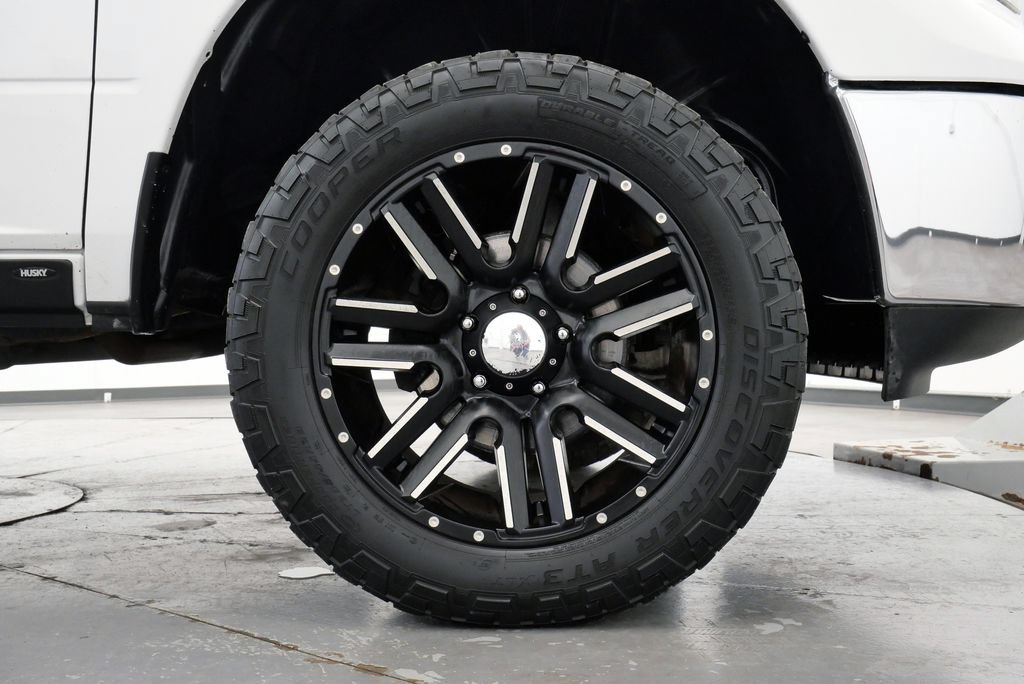 Used 2019 RAM 1500 Classic SLT AWD/4WD image 33