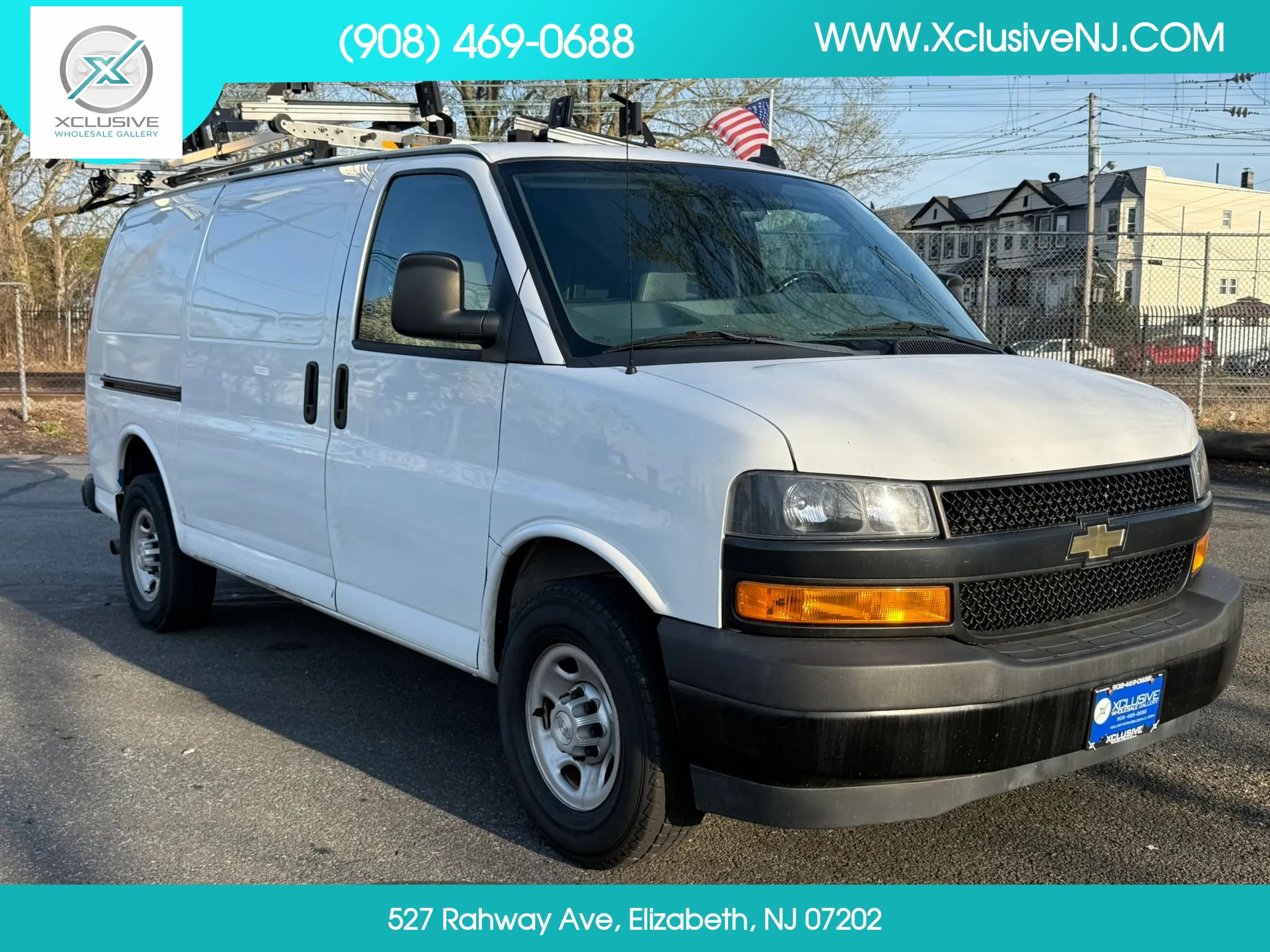 Used 2019 Chevrolet Express 2500 w/ Driver Convenience Package RWD image 5