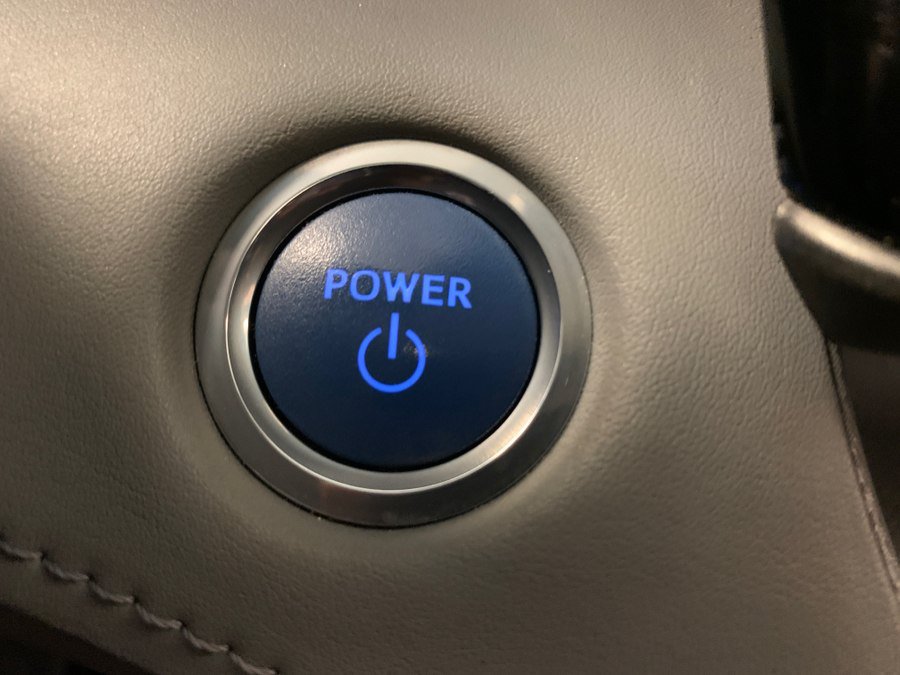 Used 2021 Toyota Highlander XLE AWD/4WD image 27