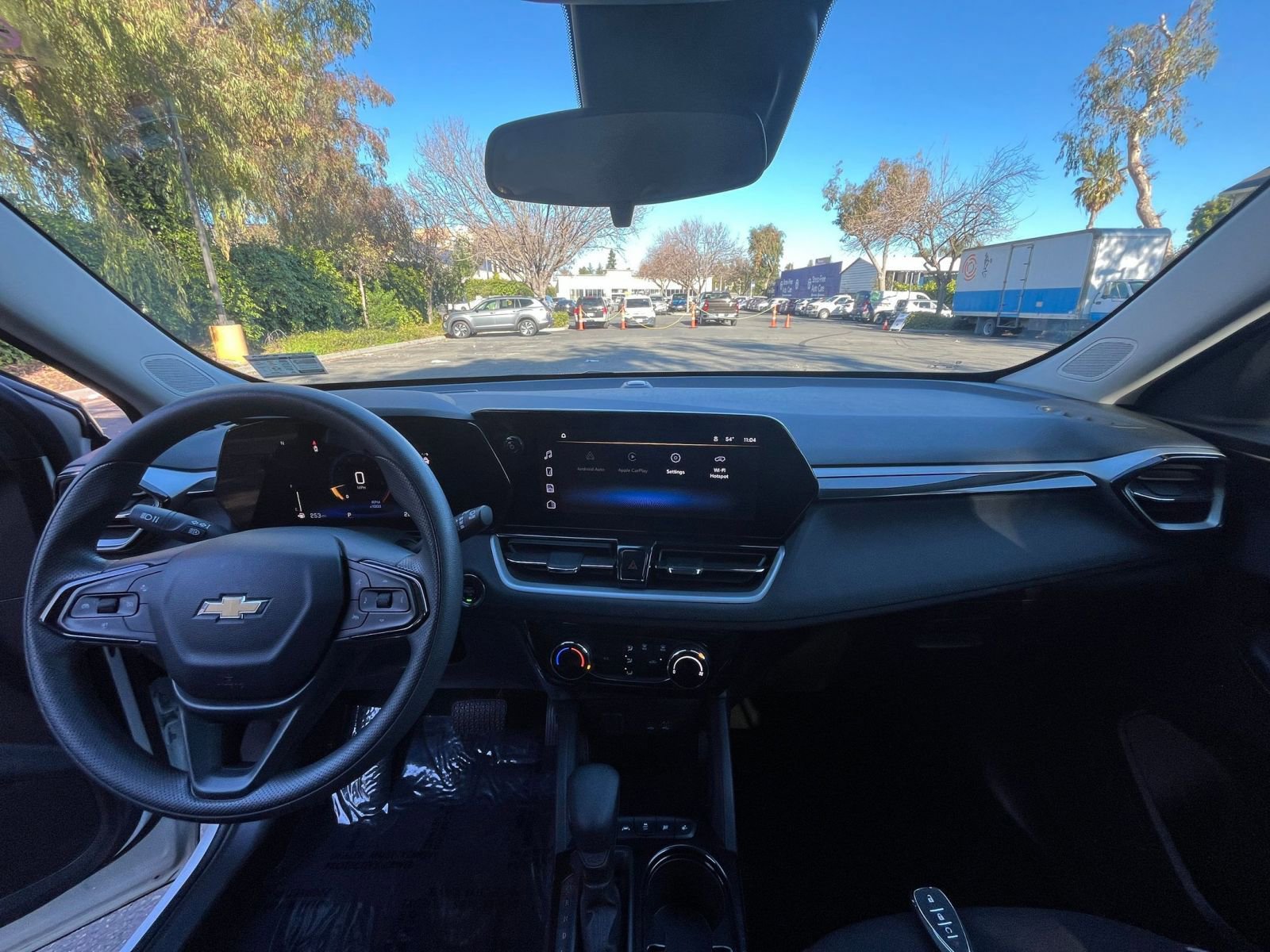 Used 2025 Chevrolet TrailBlazer LT image 32