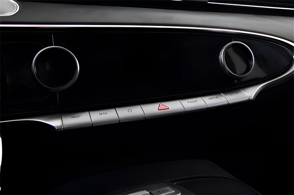 Used 2025 Genesis GV70 2.5T image 19