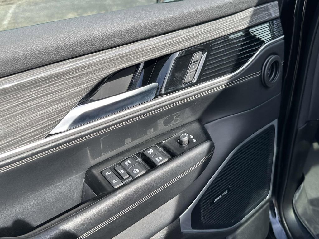 Certified 2022 Jeep Wagoneer Series II w/ Premium Group I image 19