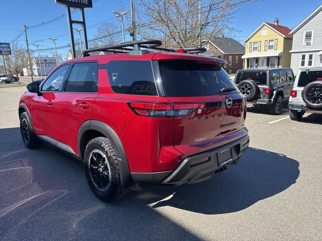 Used 2024 Nissan Pathfinder Rock Creek AWD/4WD image 8