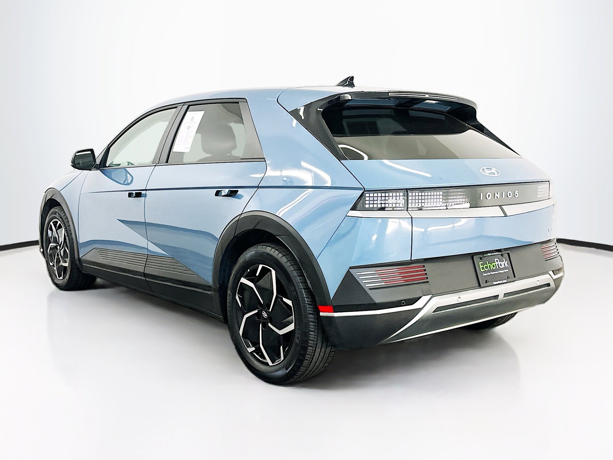 Used 2024 Hyundai Ioniq 5 SEL image 5