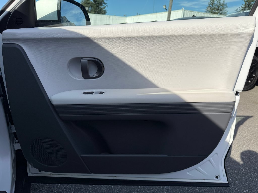 Used 2025 Hyundai Ioniq 5 SEL RWD image 45