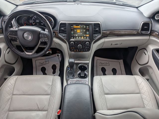Used 2017 Jeep Grand Cherokee Summit AWD/4WD image 13