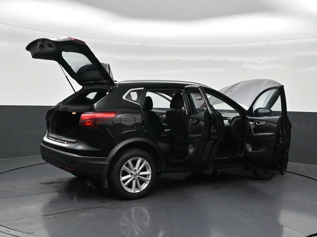 Used 2018 Nissan Rogue Sport SV w/ SV Technology Package AWD/4WD image 31