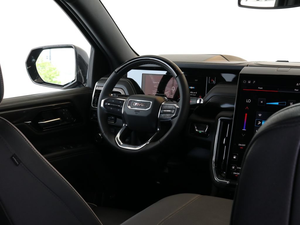 Used 2025 GMC Yukon XL Elevation AWD/4WD image 42