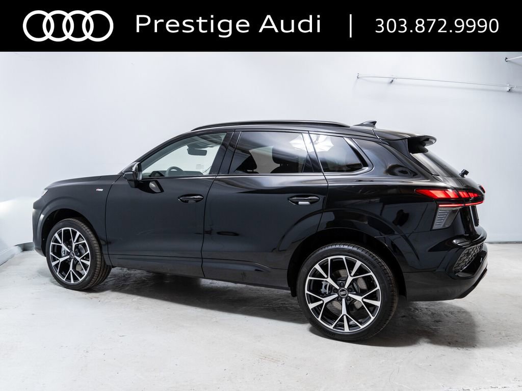 New 2026 Audi Q3 quattro 2.0T image 2