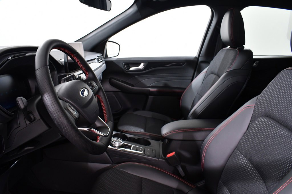 New 2025 Ford Escape ST-Line w/ Cold Weather Package image 13