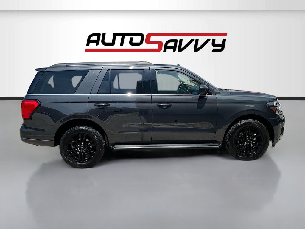 Used 2023 Ford Expedition XLT RWD image 8