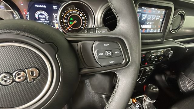 Used 2023 Jeep Wrangler Unlimited Sport w/ Cold Weather Group AWD/4WD image 16