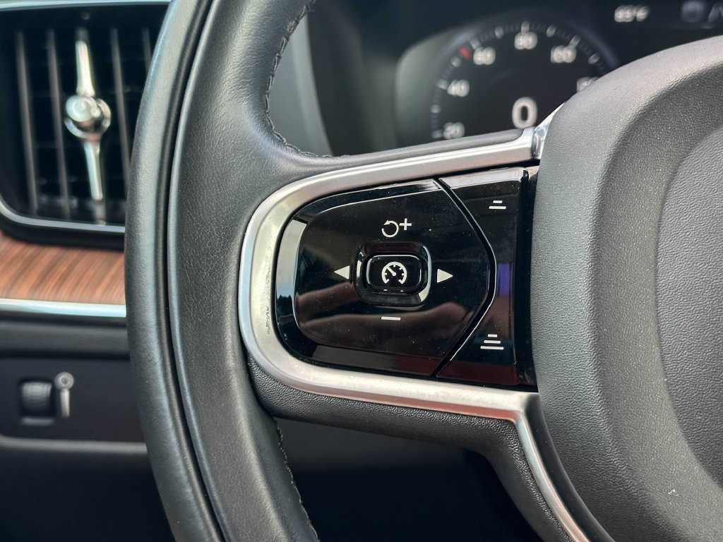 Used 2019 Volvo XC60 T5 Inscription w/ Protection Package Premier FWD image 30