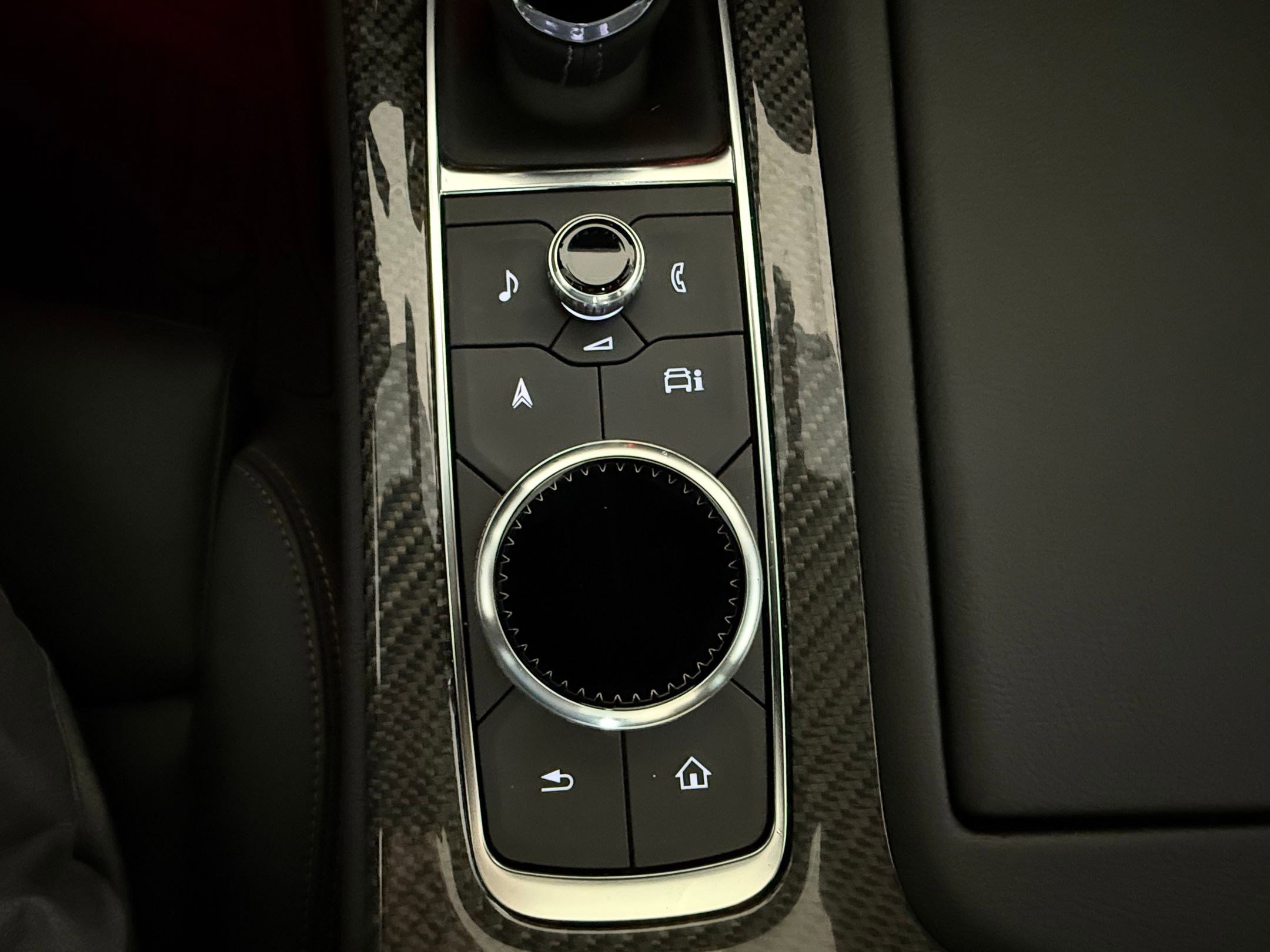 Used 2025 Cadillac CT5 V image 27