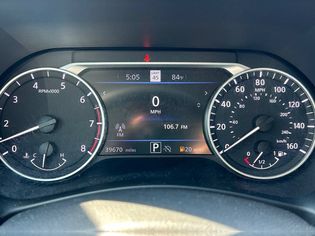 Used 2024 Nissan Sentra SV FWD image 29