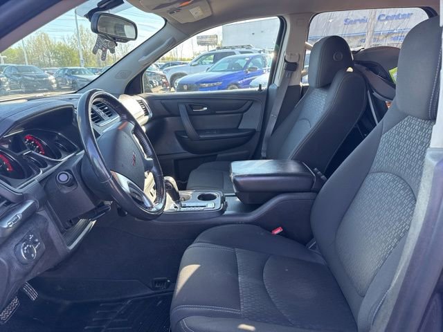 Used 2014 GMC Acadia SLE image 18