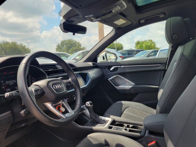Used 2025 Audi Q3 2.0T Premium AWD/4WD image 10