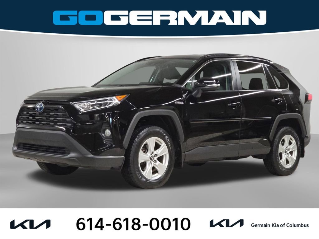 Used 2020 Toyota RAV4 XLE w/ XLE Grade Weather Package