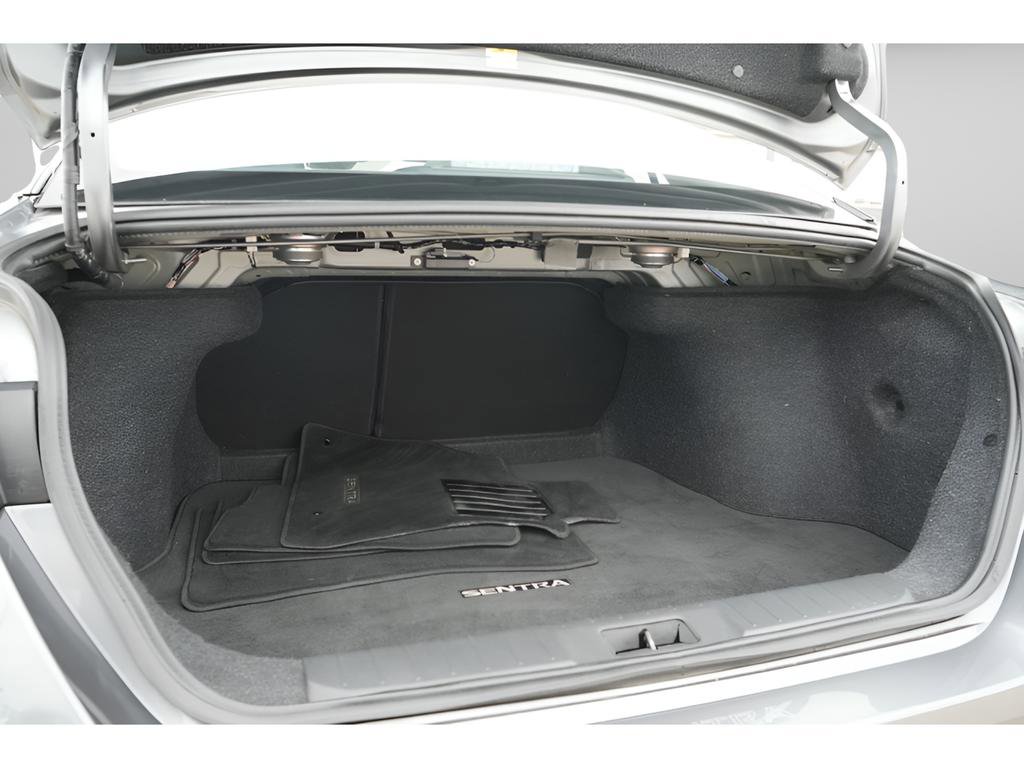 Used 2022 Nissan Sentra SR FWD image 12