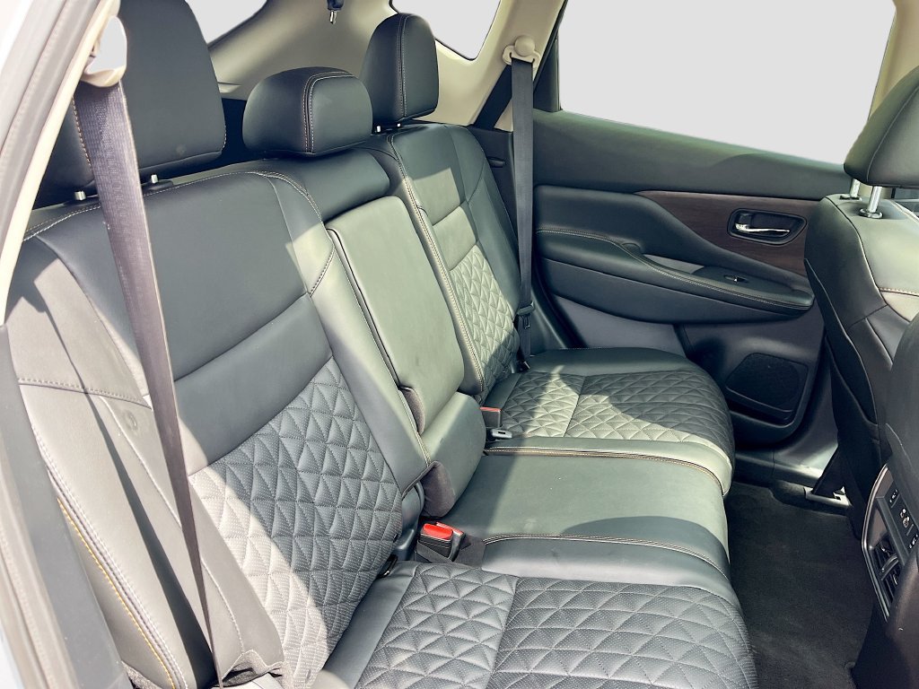 Used 2024 Nissan Murano Platinum w/ Cargo Package FWD image 28