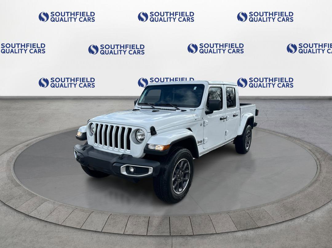 Used 2023 Jeep Gladiator Overland image 2
