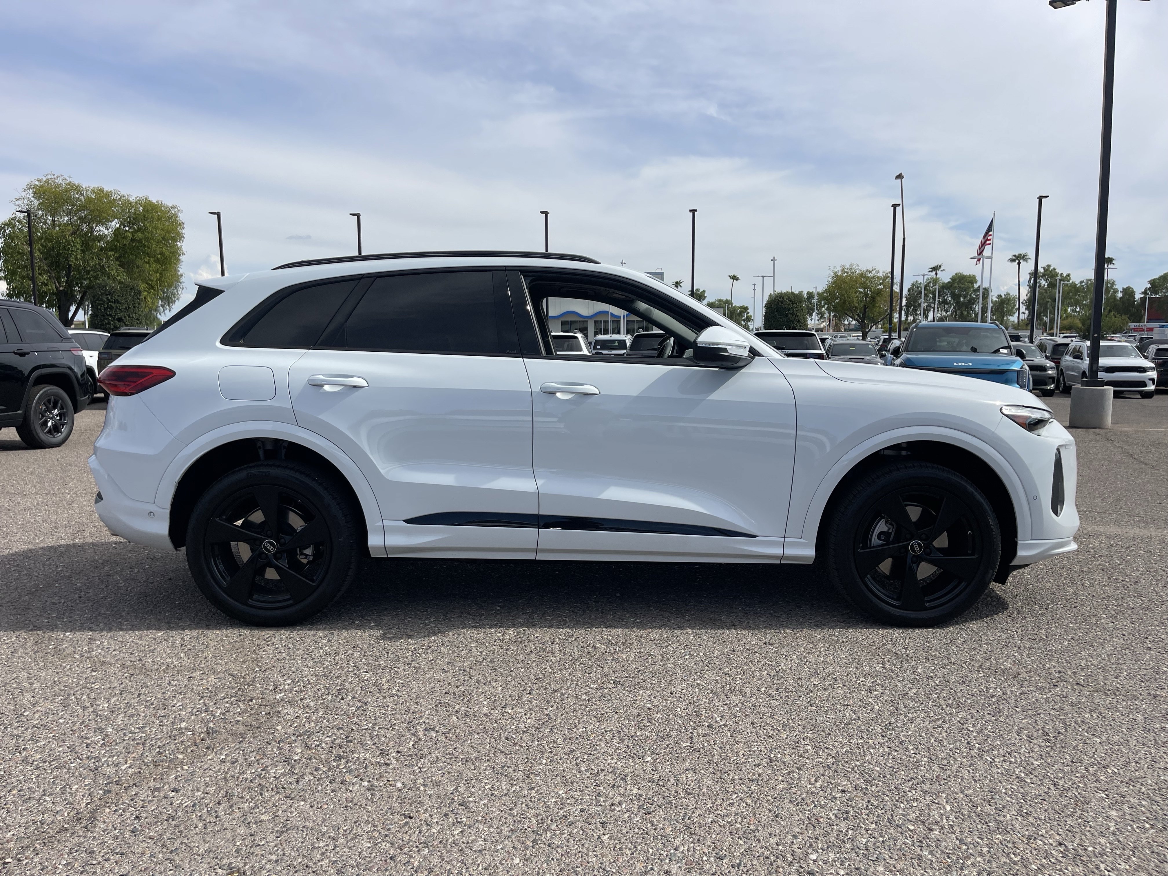 Used 2025 Audi Q5 Premium Plus AWD/4WD image 6