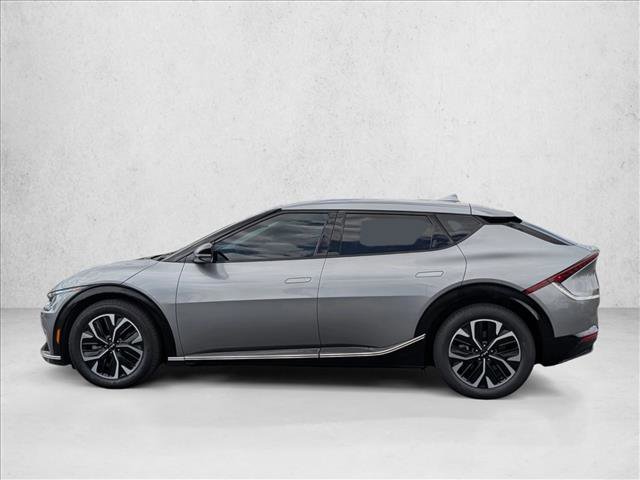 Used 2022 Kia EV6 Wind RWD image 9