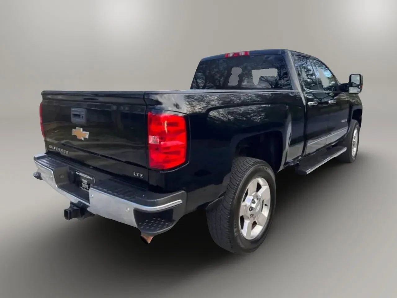 Used 2016 Chevrolet Silverado 2500 LTZ w/ LTZ Plus Package AWD/4WD image 9