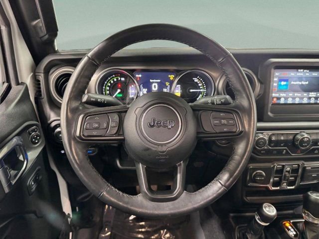 Used 2023 Jeep Wrangler Unlimited w/ Cold Weather Group AWD/4WD image 10
