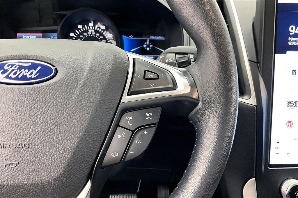 Certified 2024 Ford Edge SEL w/ Convenience Package AWD/4WD image 19