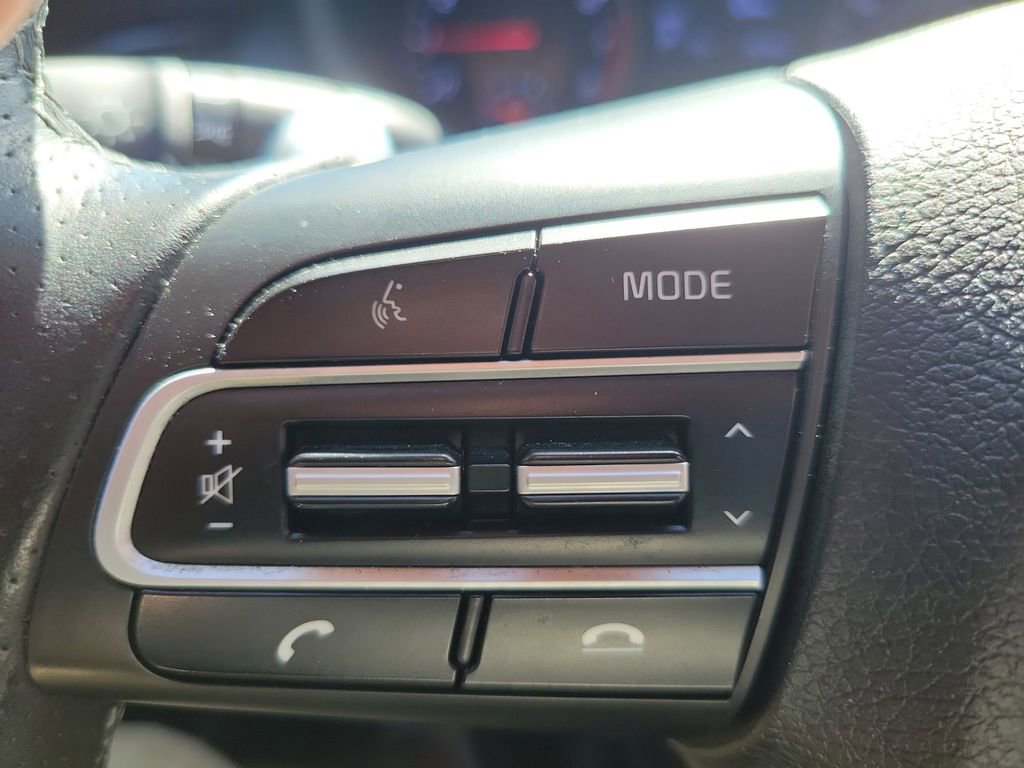 Used 2020 Kia Stinger GT-Line w/ Sun & Sound Package image 21