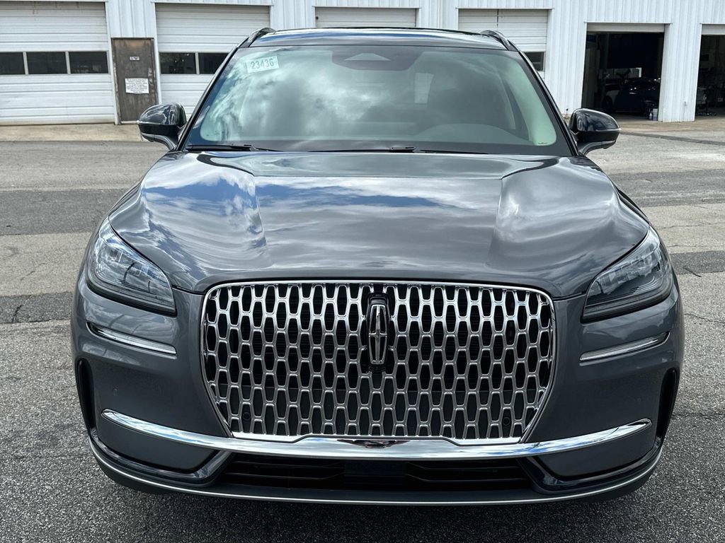 New 2025 Lincoln Corsair FWD w/ Equipment Group 101A image 2