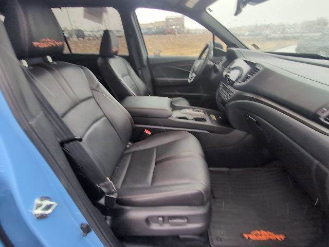 Used 2024 Honda Passport TrailSport image 32