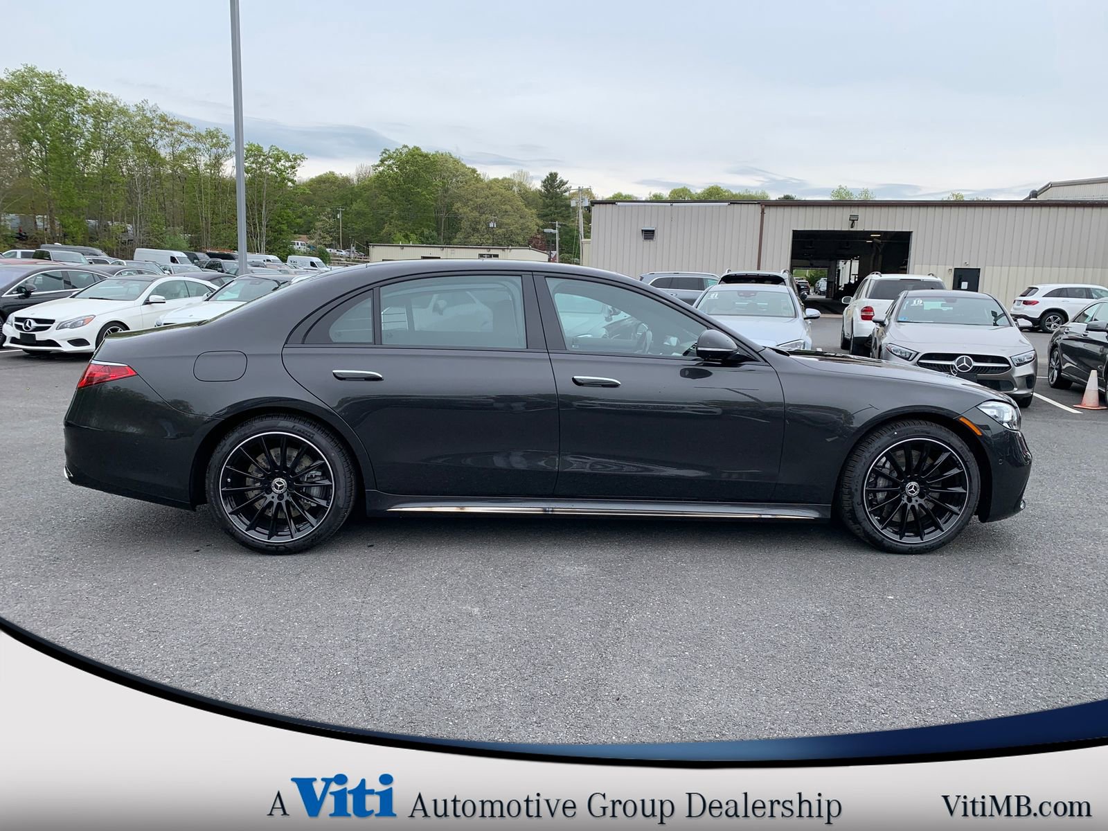 New 2025 Mercedes-Benz S 580 4MATIC Sedan image 9