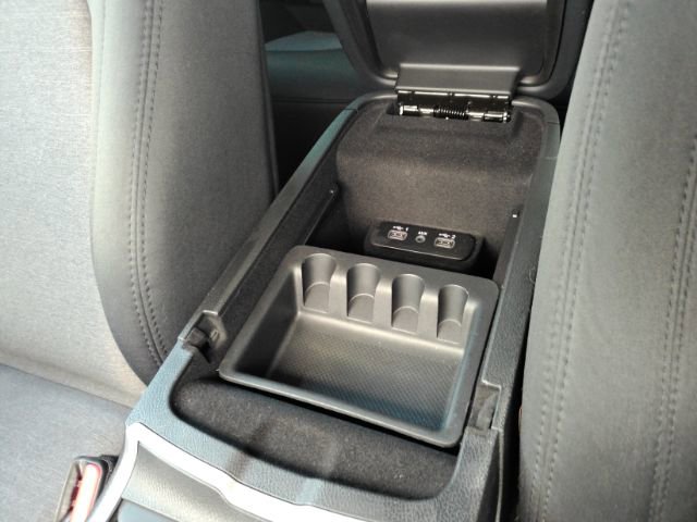 Used 2023 Chrysler 300 Touring w/ Sport Appearance Package image 45