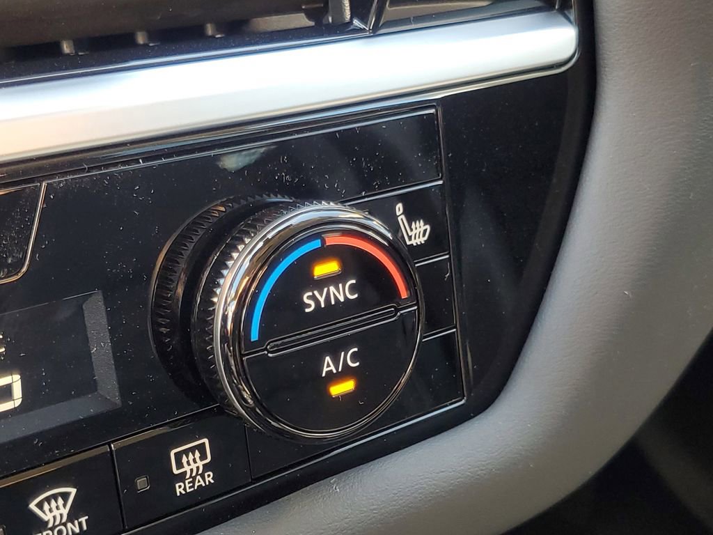 New 2025 Nissan Pathfinder SV w/ Black Appearance Package image 22