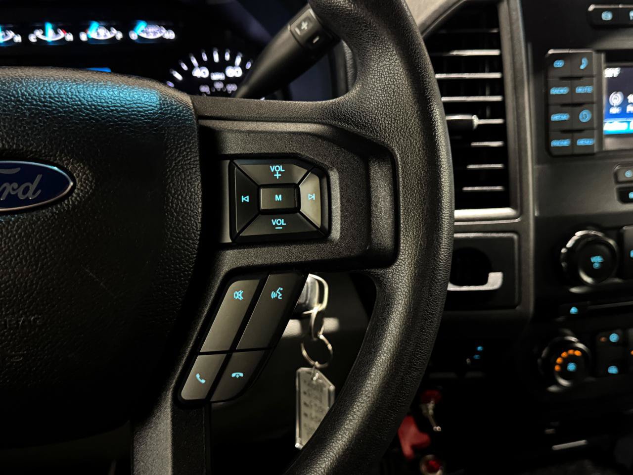 Used 2017 Ford F550 2WD SuperCab Super Duty image 26