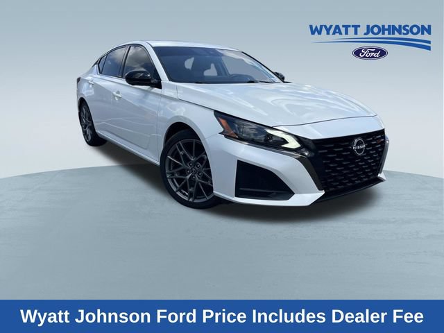 Used 2023 Nissan Altima 2.0 SR FWD 360° Tour