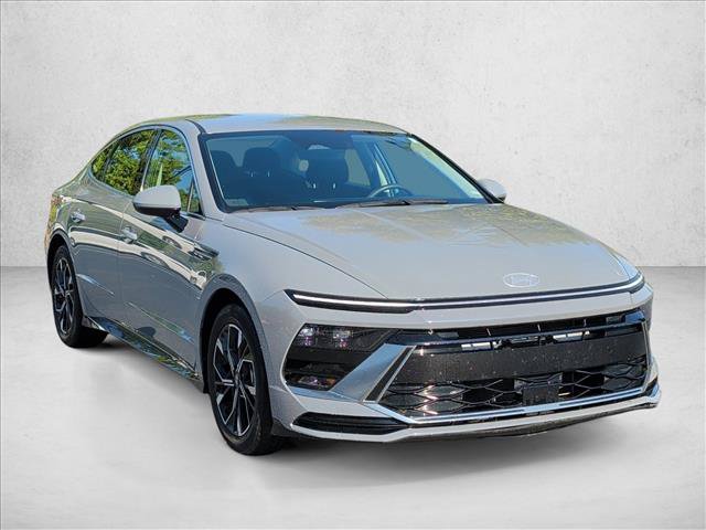 Used 2025 Hyundai Sonata SEL AWD/4WD image 3