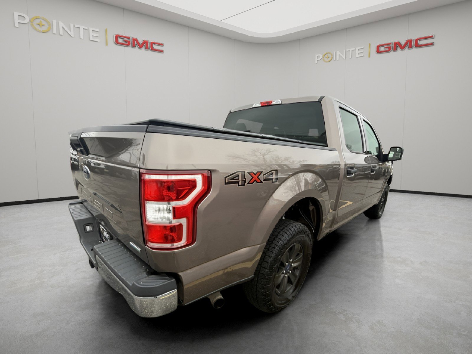 Used 2018 Ford F150 XLT image 3