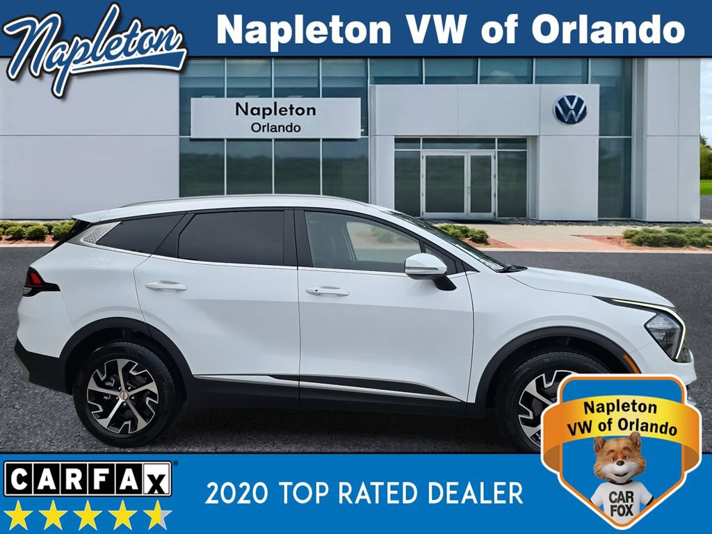 Used 2023 Kia Sportage EX image 3