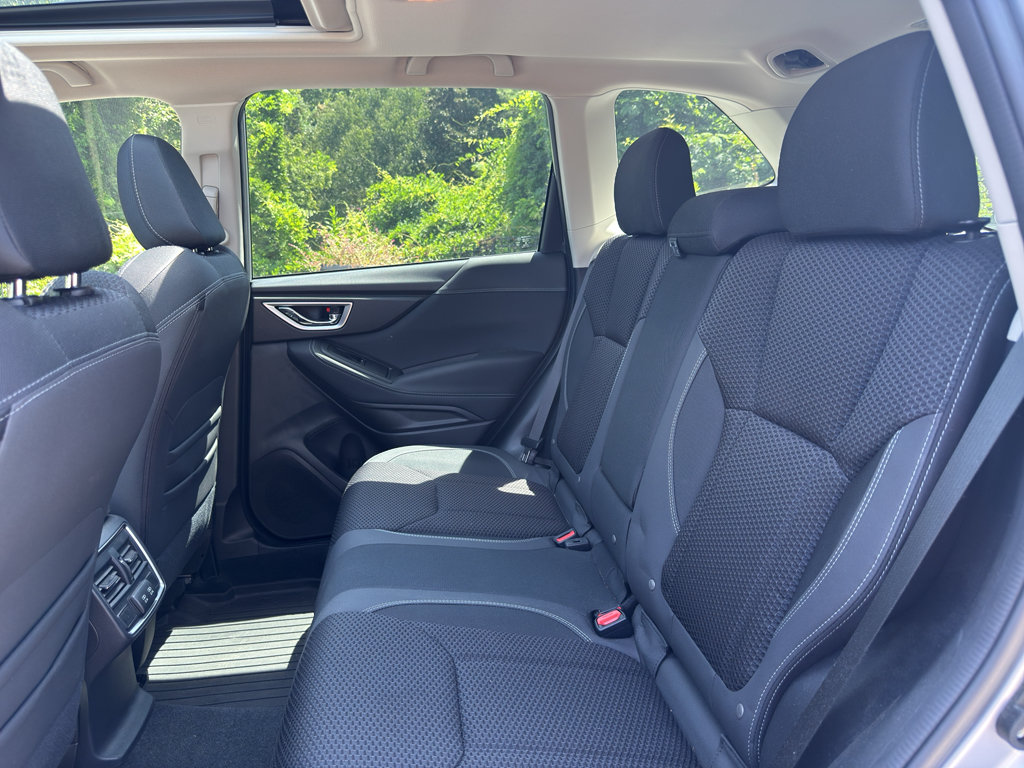 Used 2021 Subaru Forester Premium AWD/4WD image 6