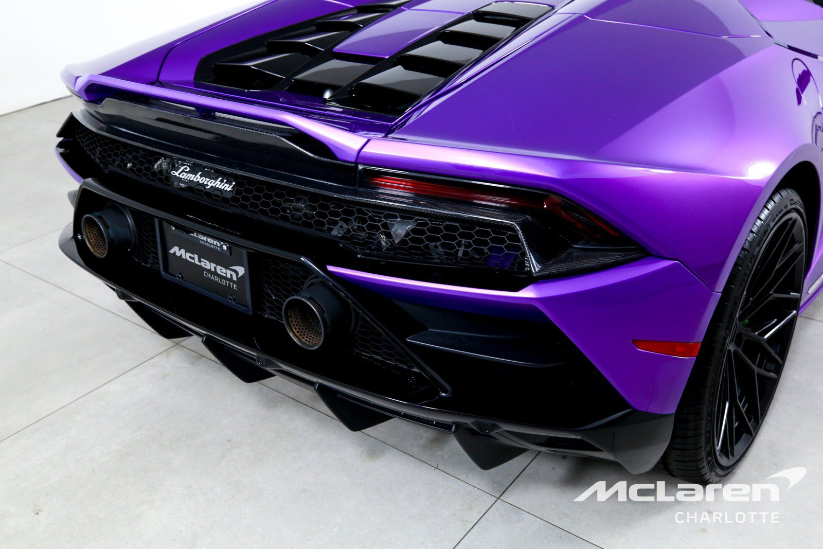 Used 2020 Lamborghini Huracan EVO AWD/4WD image 30